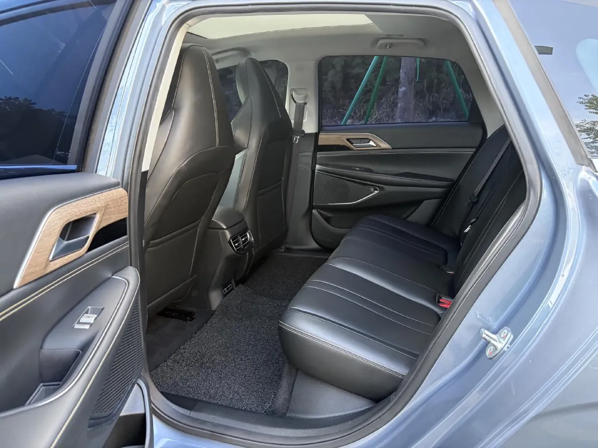 2023 Xpeng P5 BEV 55.5KWH,autocango,china used car exporter,china ev exporter,chinese used car exporter,chinese used ev exporter