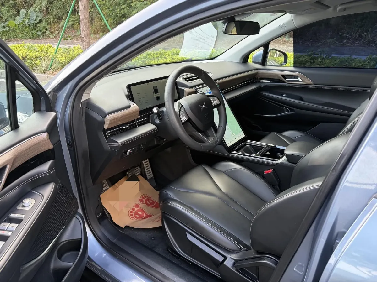 2023 Xpeng P5 BEV 55.5KWH,autocango,china used car exporter,china ev exporter,chinese used car exporter,chinese used ev exporter