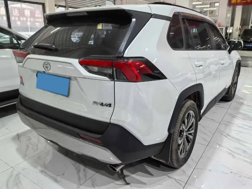 2024 Toyota RAV4 2.0L 171HP L4 CVT,autocango,china used car exporter,china ev exporter,chinese used car exporter,chinese used ev exporter