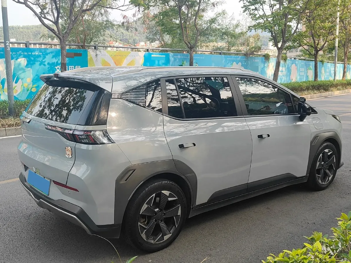 2022 Geely Okavango 1.8T 184HP L4 7DCT,autocango,china used car exporter,china ev exporter,chinese used car exporter,chinese used ev exporter