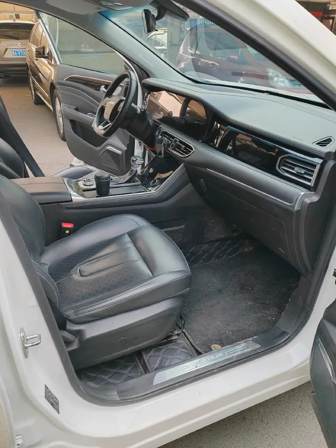 2020 Jetour X90 1.6T 197HP L4 7DCT,autocango,china used car exporter,china ev exporter,chinese used car exporter,chinese used ev exporter