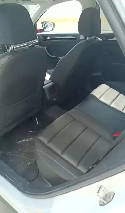 2021 Volkswagen T-Roc 1.4T 150HP L4 7DCT,autocango,china used car exporter,china ev exporter,chinese used car exporter,chinese used ev exporter