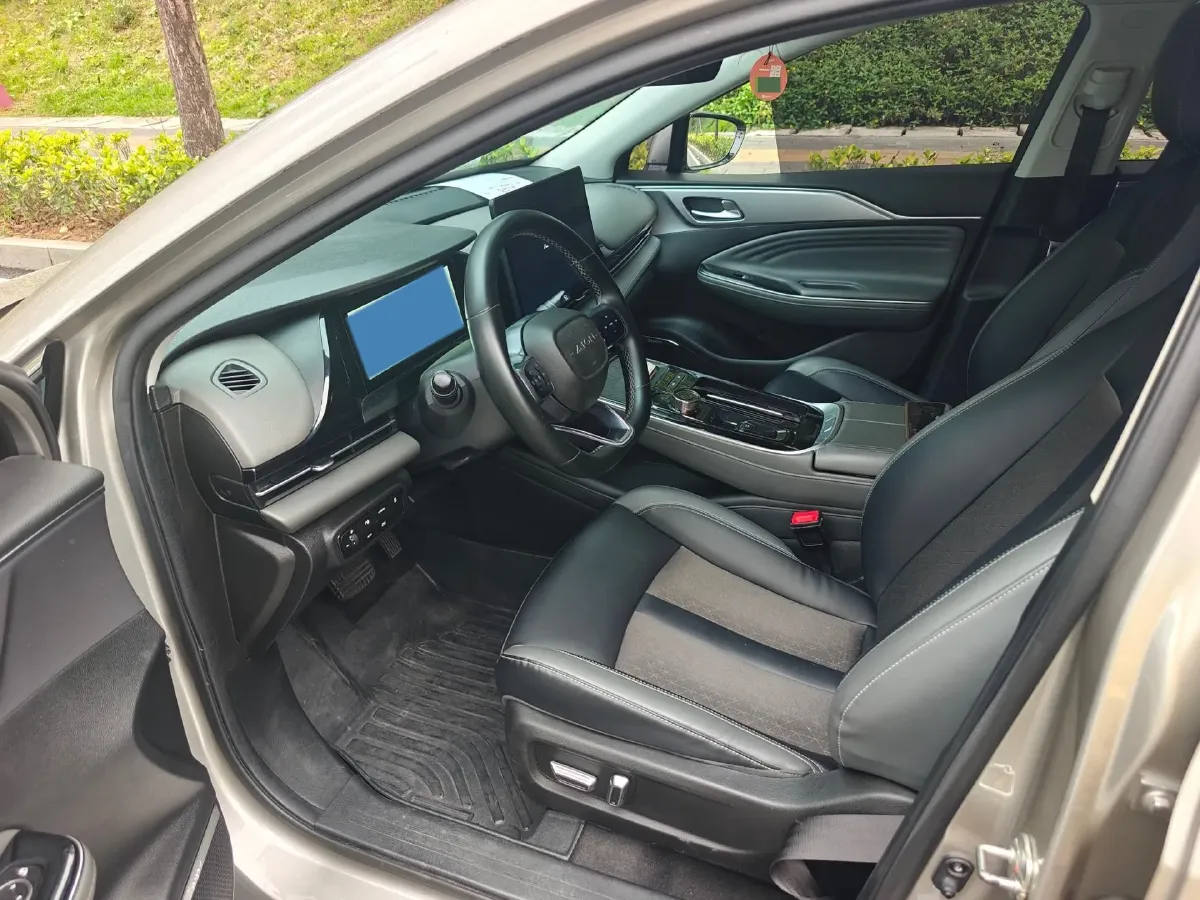 2022 ChangAn Oshan Z6 1.5T 170HP L4 6TCT PHEV 28.4KWH,autocango,china used car exporter,china ev exporter,chinese used car exporter,chinese used ev exporter