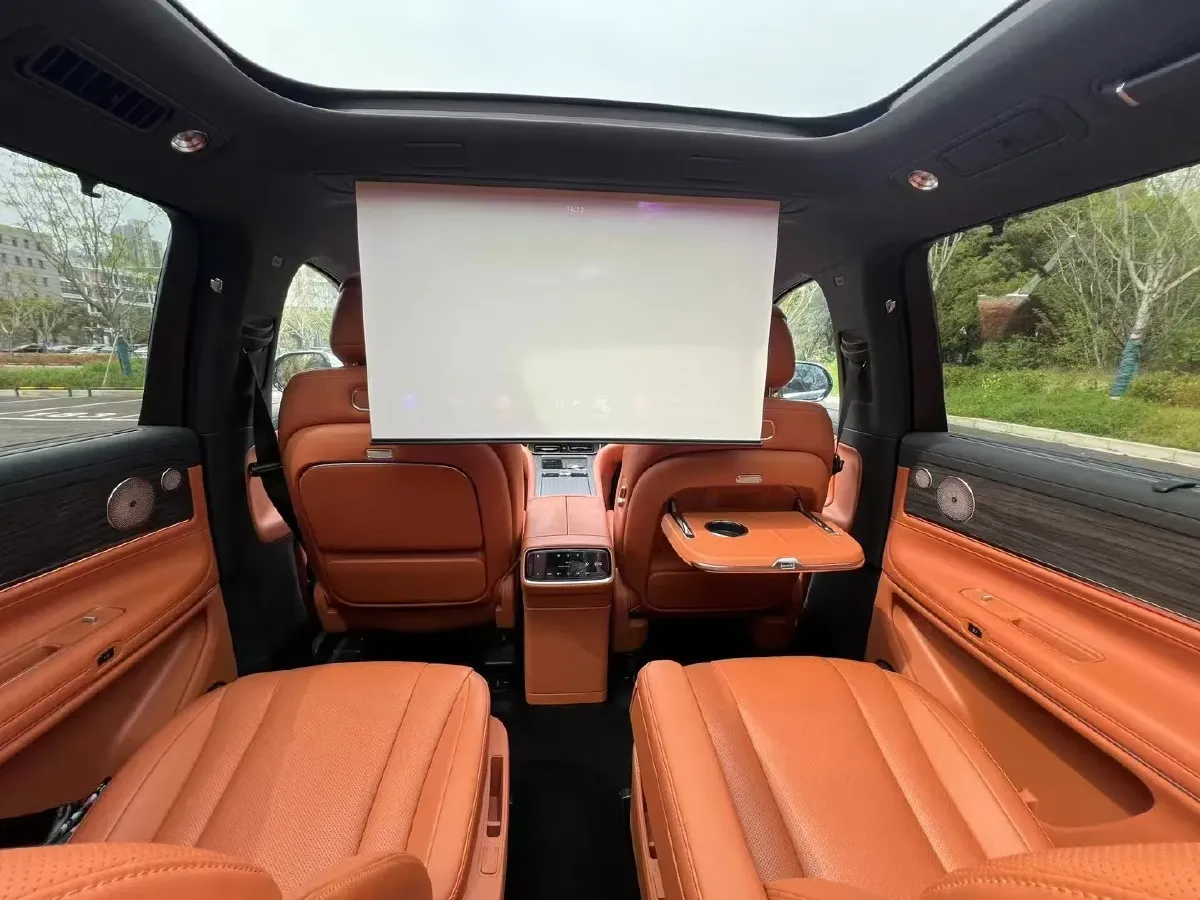 2024 AITO AITO M9 1.5T 152HP L4 REEV 42KWH,autocango,china used car exporter,china ev exporter,chinese used car exporter,chinese used ev exporter