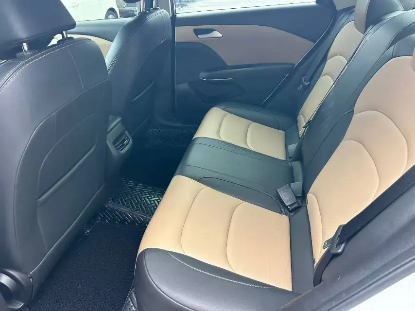 2021 Chevrolet Monza 1.5L 113HP L4 6AT,autocango,china used car exporter,china ev exporter,chinese used car exporter,chinese used ev exporter