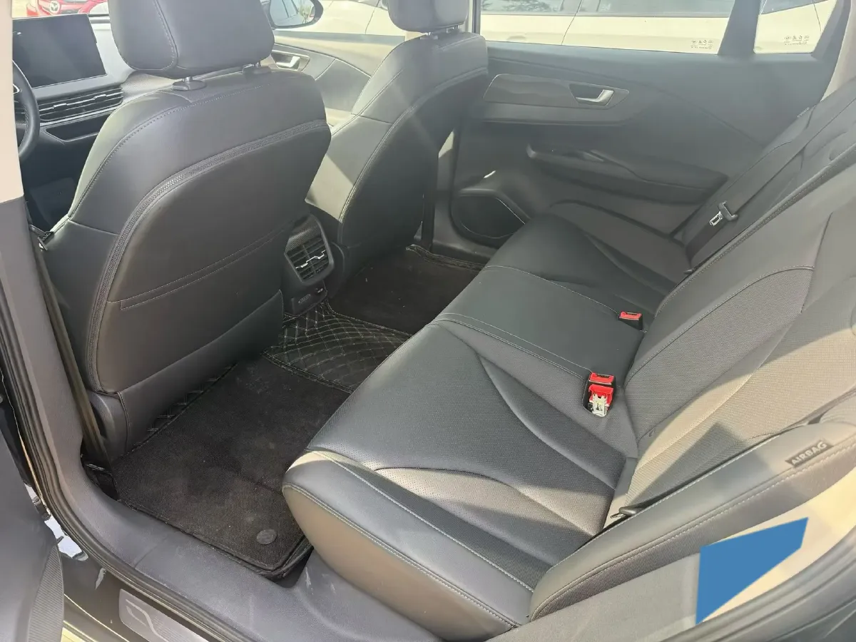 2022 HongQi E-QM5 BEV 54KWH,autocango,china used car exporter,china ev exporter,chinese used car exporter,chinese used ev exporter