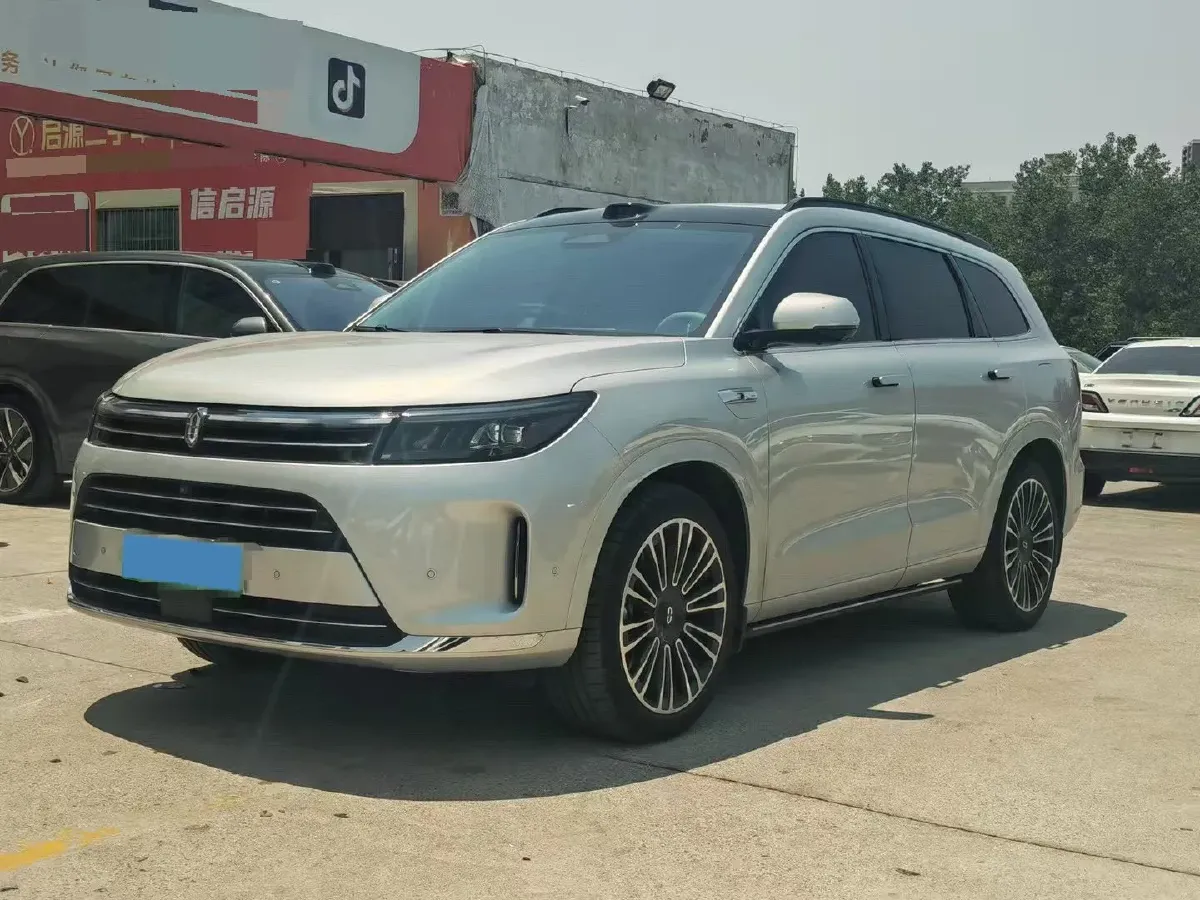2024 AITO AITO M7 1.5T 152HP L4 REEV 40KWH,autocango,china used car exporter,china ev exporter,chinese used car exporter,chinese used ev exporter