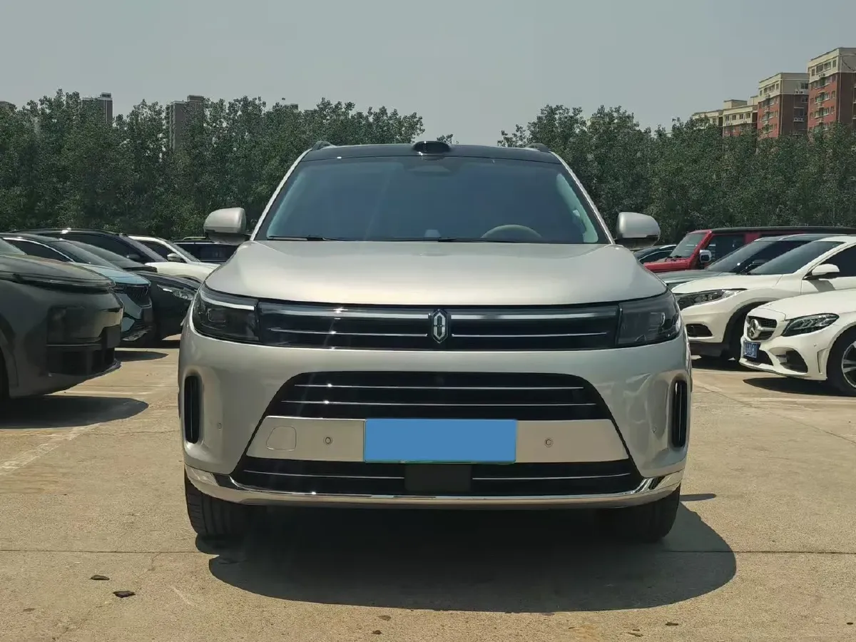 2024 AITO AITO M7 1.5T 152HP L4 REEV 40KWH,autocango,china used car exporter,china ev exporter,chinese used car exporter,chinese used ev exporter