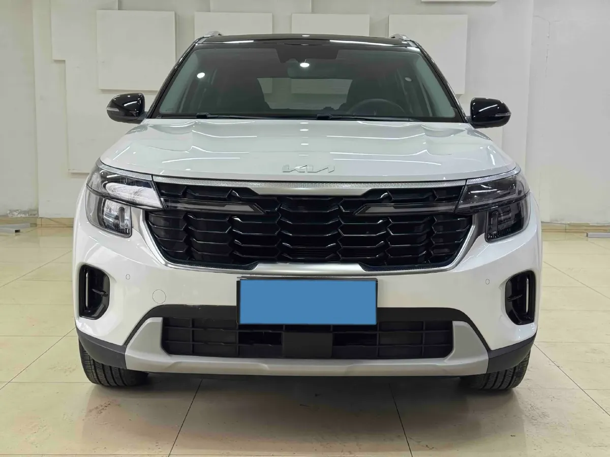 2023 Kia Seltos 1.5L 115HP L4 CVT,autocango,china used car exporter,china ev exporter,chinese used car exporter,chinese used ev exporter