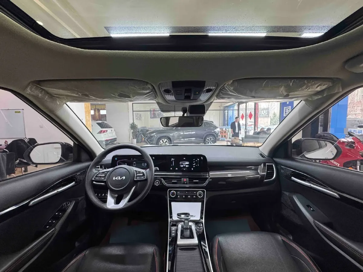 2023 Kia Seltos 1.5L 115HP L4 CVT,autocango,china used car exporter,china ev exporter,chinese used car exporter,chinese used ev exporter