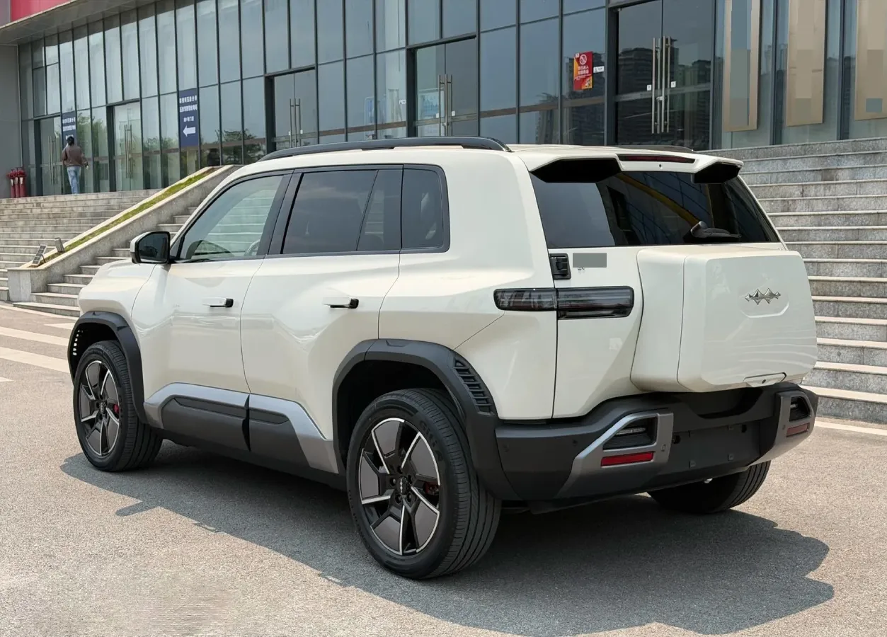 2025 FangChengBao Tai 3 BEV,autocango,china used car exporter,china ev exporter,chinese used car exporter,chinese used ev exporter