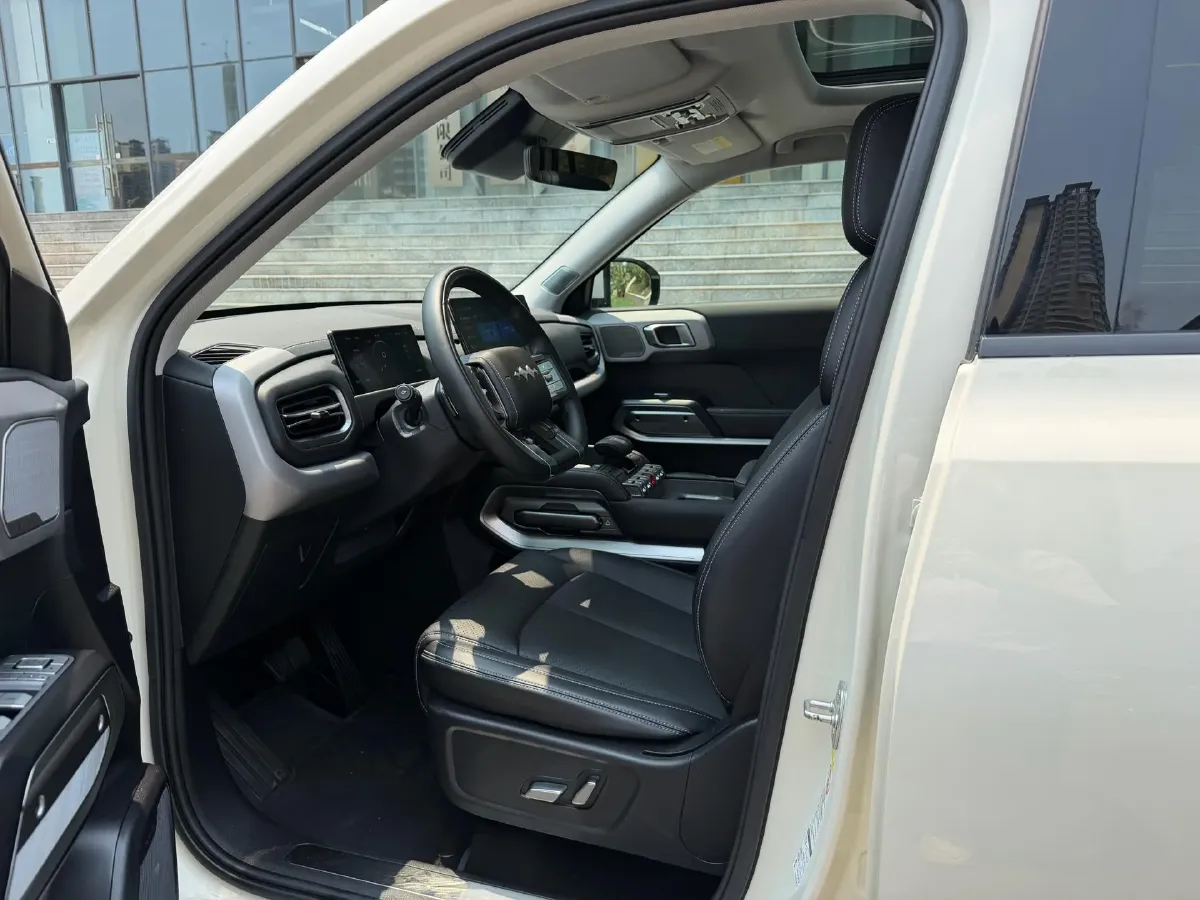 2025 FangChengBao Tai 3 BEV,autocango,china used car exporter,china ev exporter,chinese used car exporter,chinese used ev exporter