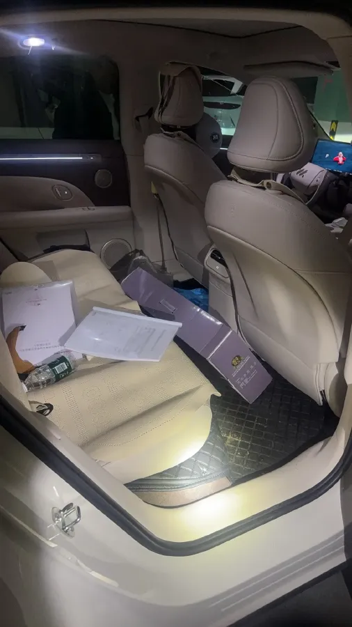 2026 IM LS6 REEV 155HP REEV,autocango,china used car exporter,china ev exporter,chinese used car exporter,chinese used ev exporter