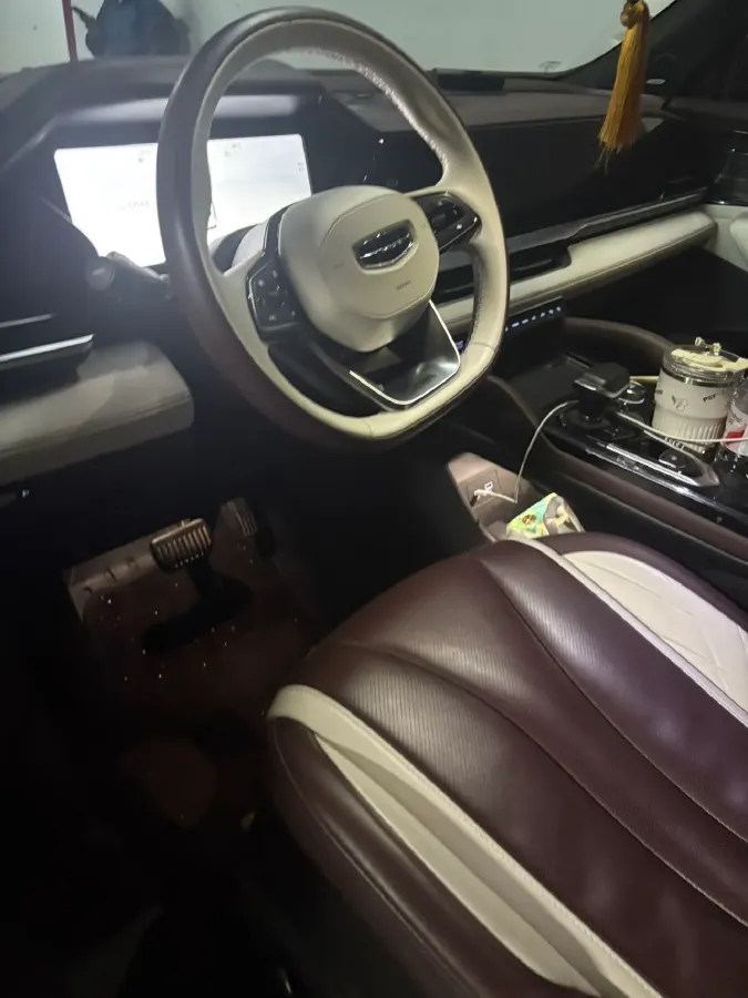 2021 Geely Monjaro 2.0T 238HP L4 8AT,autocango,china used car exporter,china ev exporter,chinese used car exporter,chinese used ev exporter