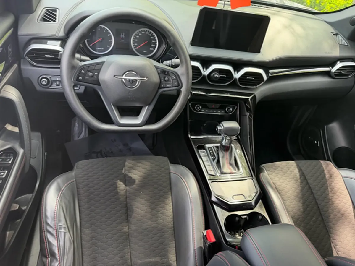 2019 HaiMa 8S 1.6T 195HP L4 6AT,autocango,china used car exporter,china ev exporter,chinese used car exporter,chinese used ev exporter