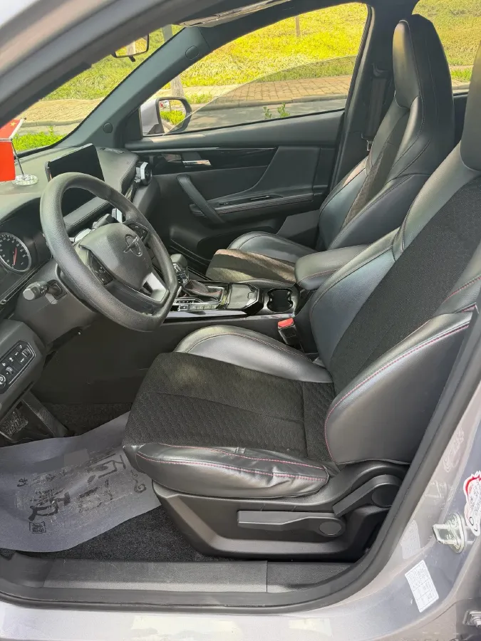 2019 HaiMa 8S 1.6T 195HP L4 6AT,autocango,china used car exporter,china ev exporter,chinese used car exporter,chinese used ev exporter