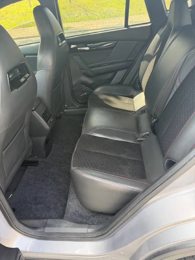 2019 HaiMa 8S 1.6T 195HP L4 6AT,autocango,china used car exporter,china ev exporter,chinese used car exporter,chinese used ev exporter