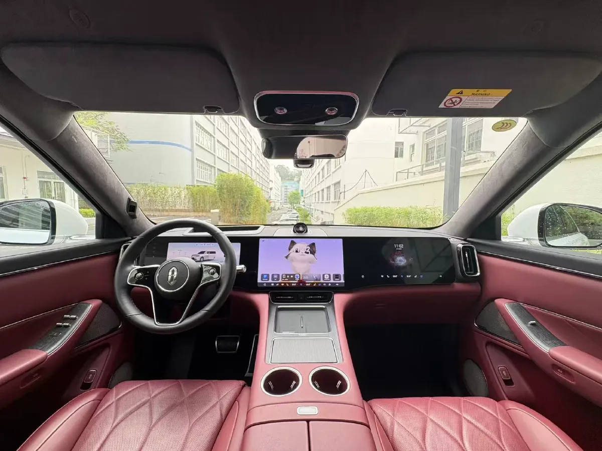 2025 AITO AITO M8 REEV 160HP REEV 53.4KWH,autocango,china used car exporter,china ev exporter,chinese used car exporter,chinese used ev exporter