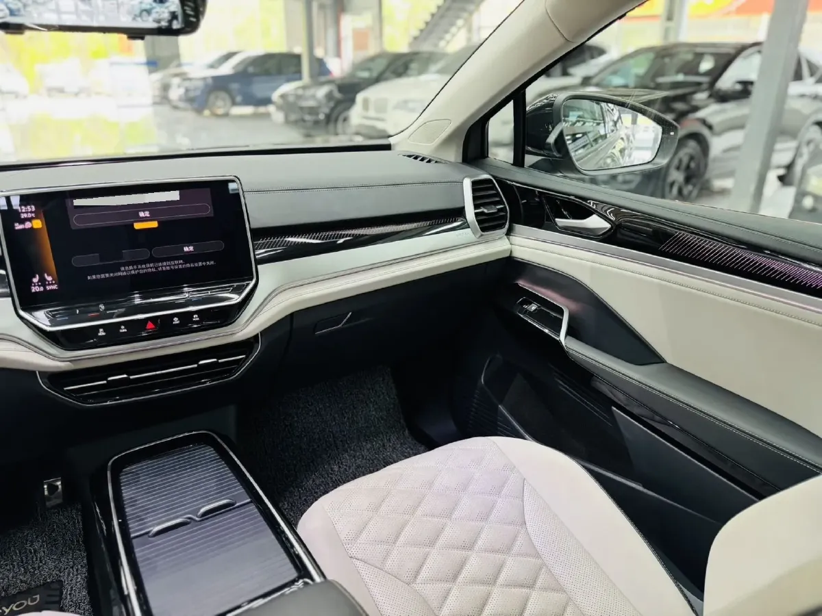 2021 Volkswagen ID.6 Crozz BEV 84.8KWH,autocango,china used car exporter,china ev exporter,chinese used car exporter,chinese used ev exporter