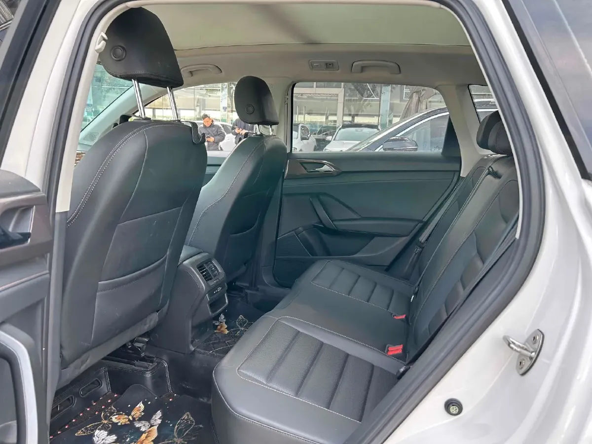 2021 Volkswagen Tharu 1.4T 150HP L4 7DCT,autocango,china used car exporter,china ev exporter,chinese used car exporter,chinese used ev exporter