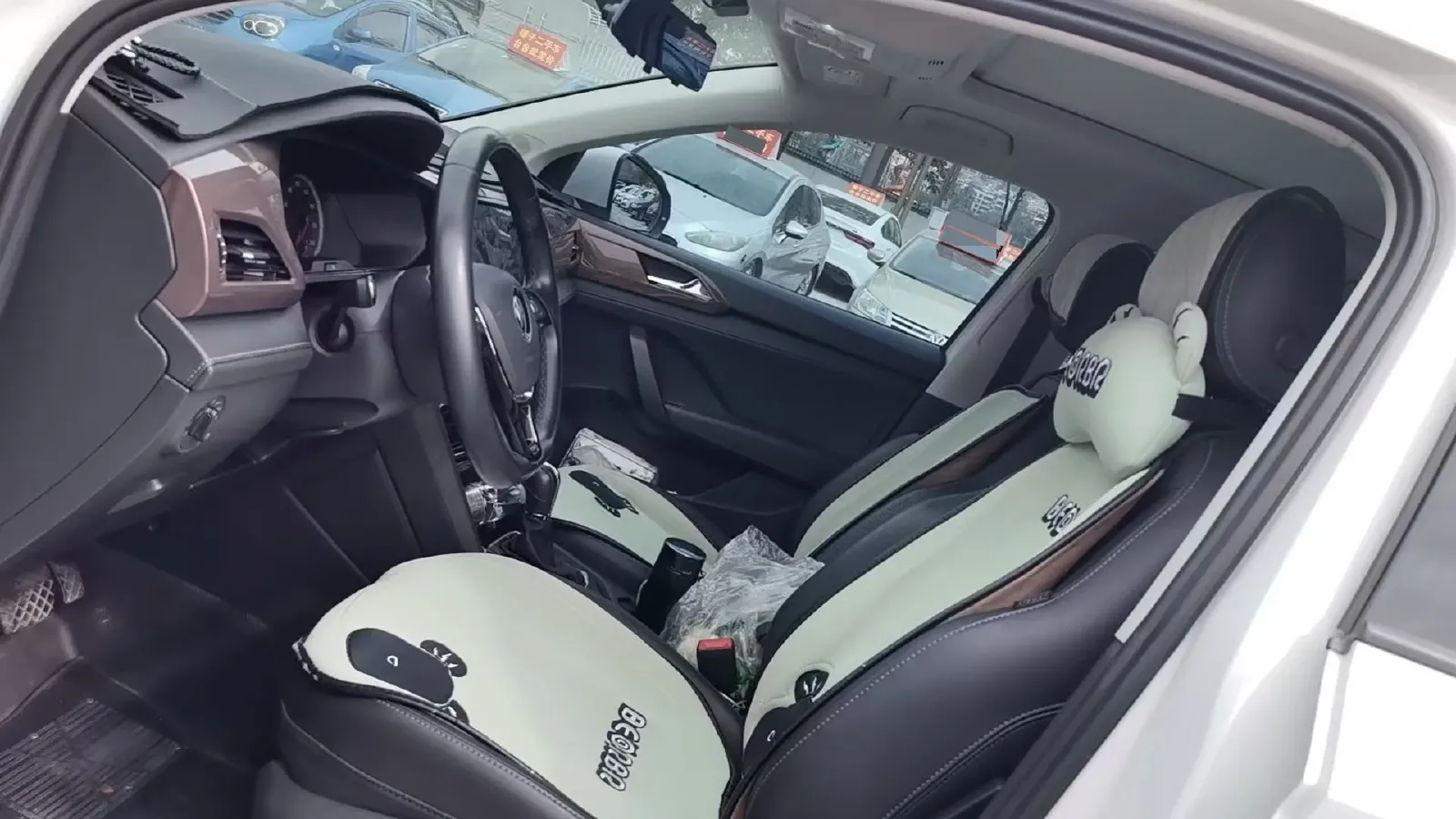 2021 Volkswagen Tharu 1.4T 150HP L4 7DCT,autocango,china used car exporter,china ev exporter,chinese used car exporter,chinese used ev exporter