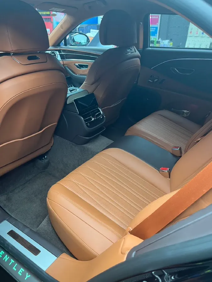 2022 Bentley Flying Spur 4.0T 550HP V8 8DCT,autocango,china used car exporter,china ev exporter,chinese used car exporter,chinese used ev exporter