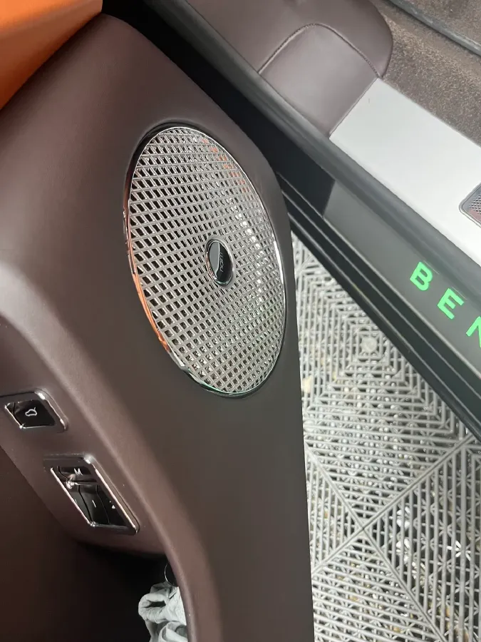 2022 Bentley Flying Spur 4.0T 550HP V8 8DCT,autocango,china used car exporter,china ev exporter,chinese used car exporter,chinese used ev exporter