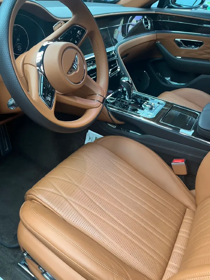 2022 Bentley Flying Spur 4.0T 550HP V8 8DCT,autocango,china used car exporter,china ev exporter,chinese used car exporter,chinese used ev exporter