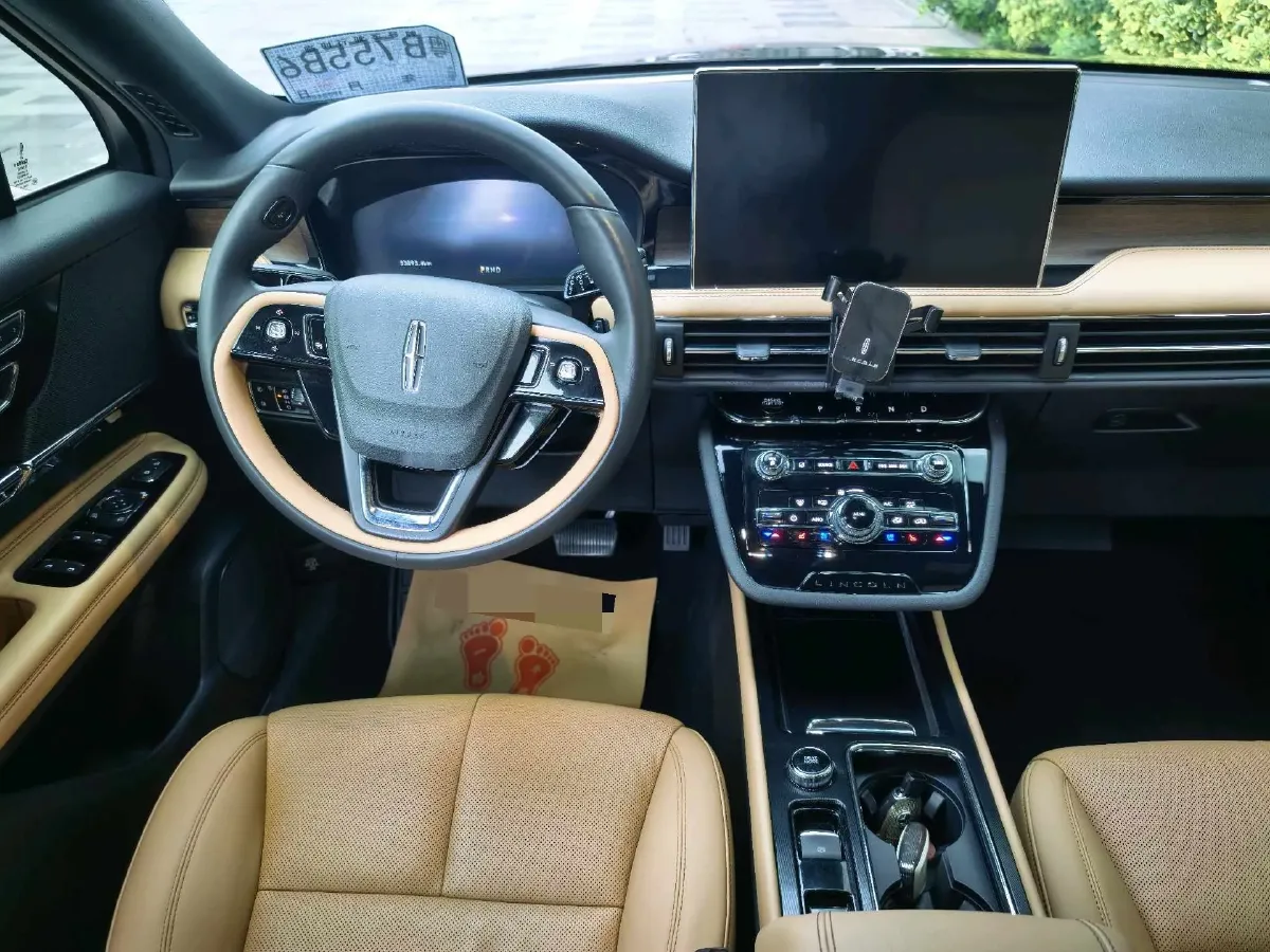 2022 Lincoln Corsair 2.0T 245HP L4 8AT,autocango,china used car exporter,china ev exporter,chinese used car exporter,chinese used ev exporter