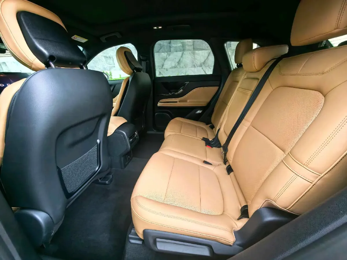 2022 Lincoln Corsair 2.0T 245HP L4 8AT,autocango,china used car exporter,china ev exporter,chinese used car exporter,chinese used ev exporter