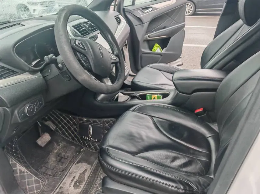 2017 Lincoln MKC 2.0T 203HP L4 6AT,autocango,china used car exporter,china ev exporter,chinese used car exporter,chinese used ev exporter