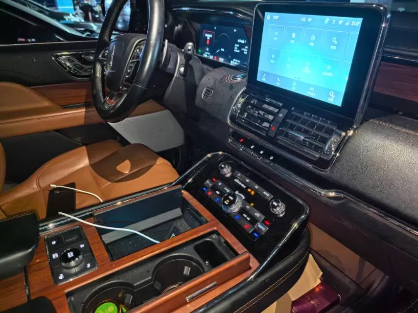 2020 Lincoln Navigator 3.5T 388HP V6 10AT,autocango,china used car exporter,china ev exporter,chinese used car exporter,chinese used ev exporter