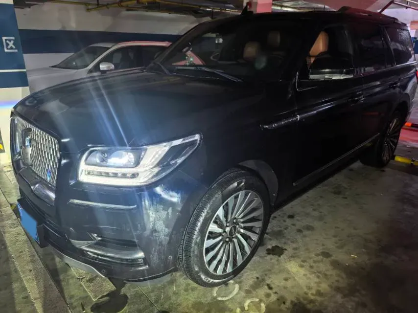 2020 Lincoln Navigator 3.5T 388HP V6 10AT,autocango,china used car exporter,china ev exporter,chinese used car exporter,chinese used ev exporter