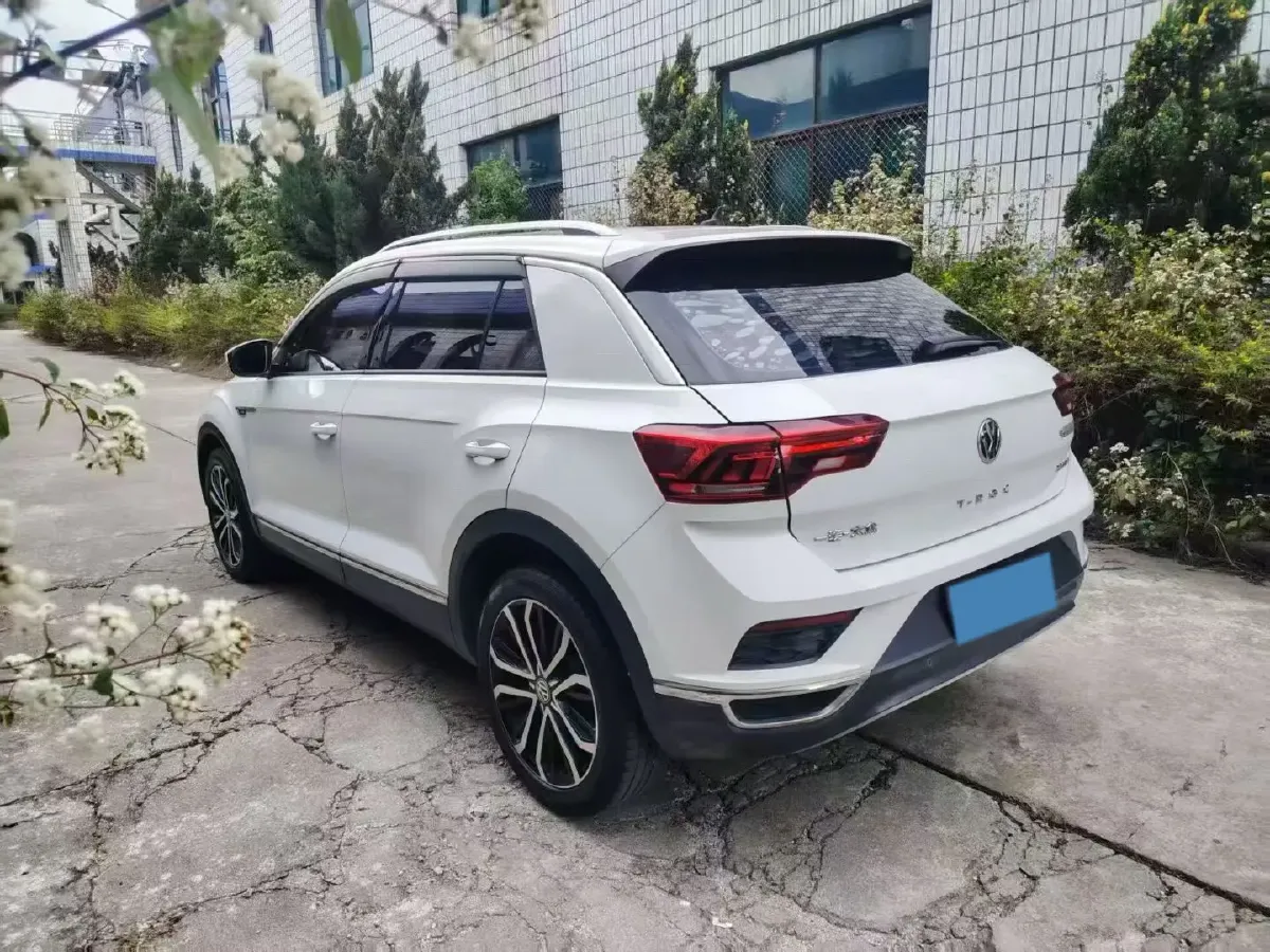 2019 Volkswagen T-Roc 1.4T 150HP L4 7DCT,autocango,china used car exporter,china ev exporter,chinese used car exporter,chinese used ev exporter