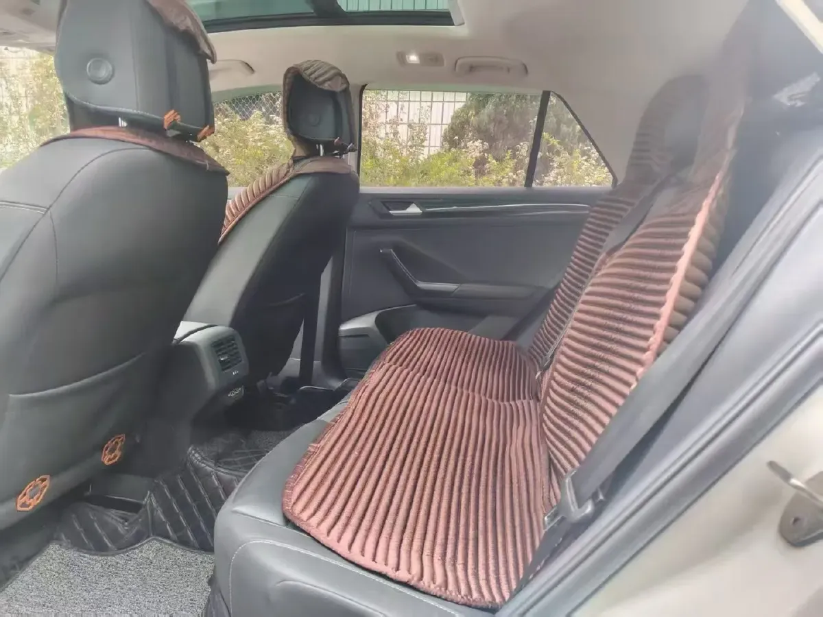 2019 Volkswagen T-Roc 1.4T 150HP L4 7DCT,autocango,china used car exporter,china ev exporter,chinese used car exporter,chinese used ev exporter