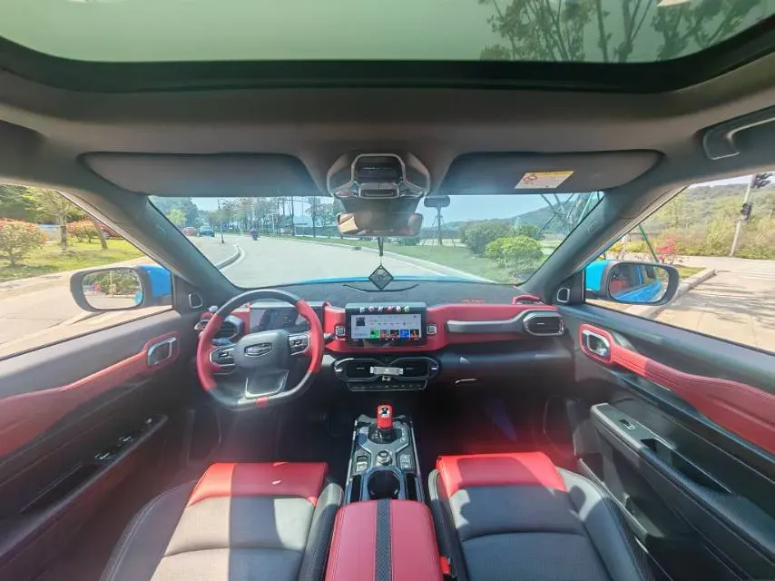 2020 Geely ICON 1.5T 177HP L3 7DCT,autocango,china used car exporter,china ev exporter,chinese used car exporter,chinese used ev exporter