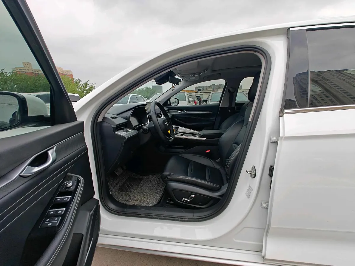 2023 Geely Preface 2.0T 190HP L4 7DCT,autocango,china used car exporter,china ev exporter,chinese used car exporter,chinese used ev exporter