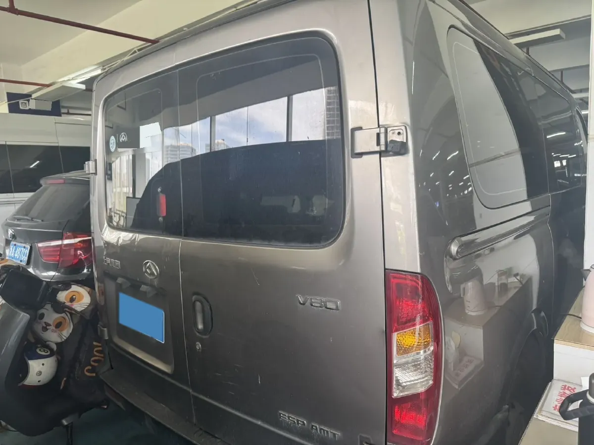2019 MAXUS XinTu V80 2.5T 136HP L4 6MT,autocango,china used car exporter,china ev exporter,chinese used car exporter,chinese used ev exporter