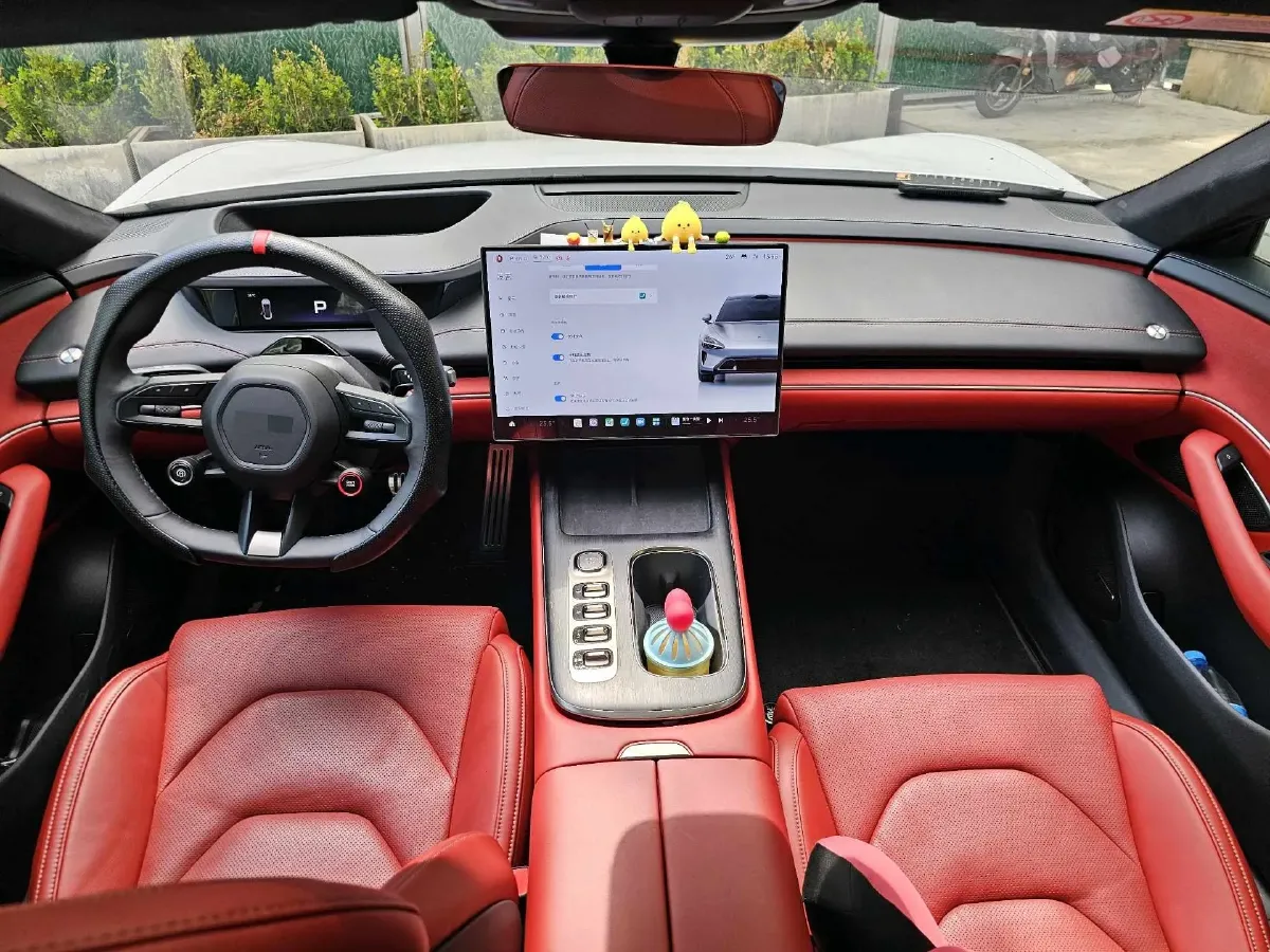 2024 MI SU7 BEV 101KWH,autocango,china used car exporter,china ev exporter,chinese used car exporter,chinese used ev exporter