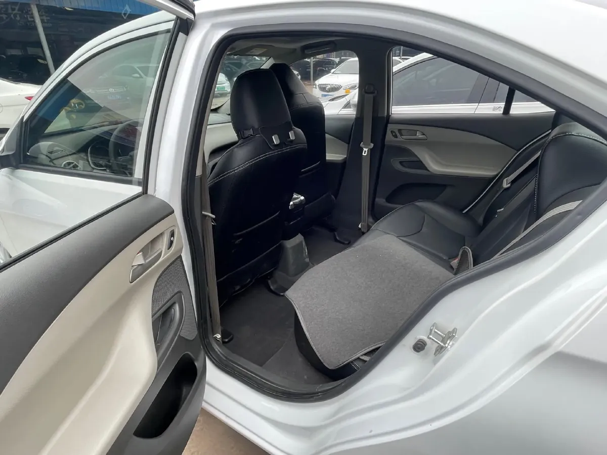 2018 Chevrolet Sail 1.5L 113HP L4 5MT,autocango,china used car exporter,china ev exporter,chinese used car exporter,chinese used ev exporter