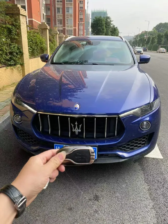 2019 Maserati Levante 3.0T 350HP V6 8AT,autocango,china used car exporter,china ev exporter,chinese used car exporter,chinese used ev exporter