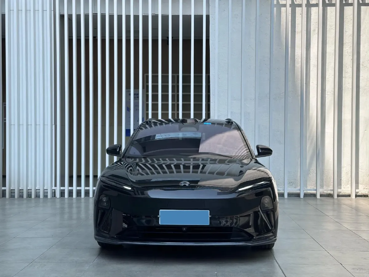 2023 NIO ET5T BEV 75KWH,autocango,china used car exporter,china ev exporter,chinese used car exporter,chinese used ev exporter