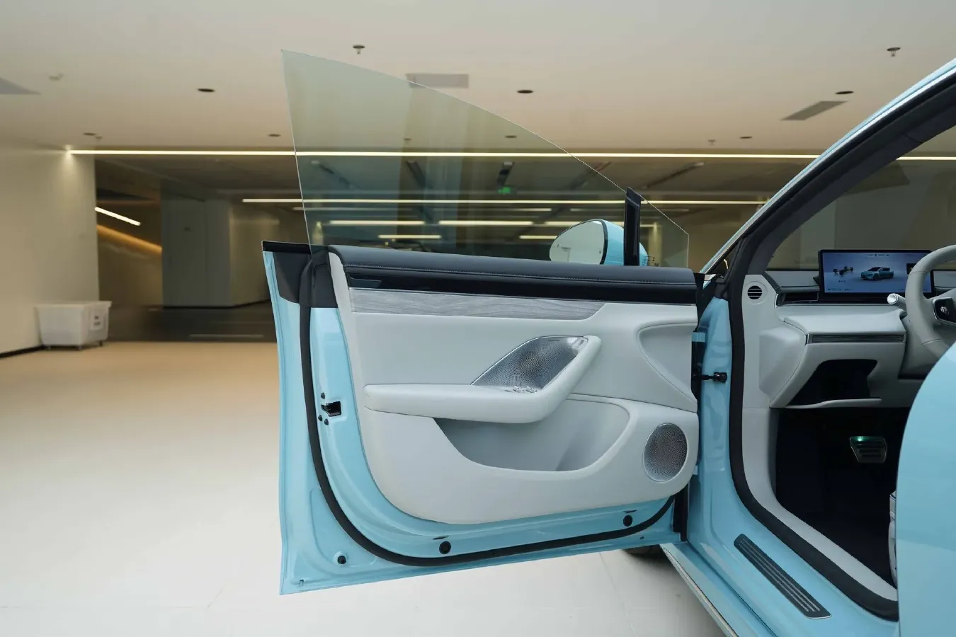 2025 Luxeed S7 BEV 100KWH,autocango,china used car exporter,china ev exporter,chinese used car exporter,chinese used ev exporter