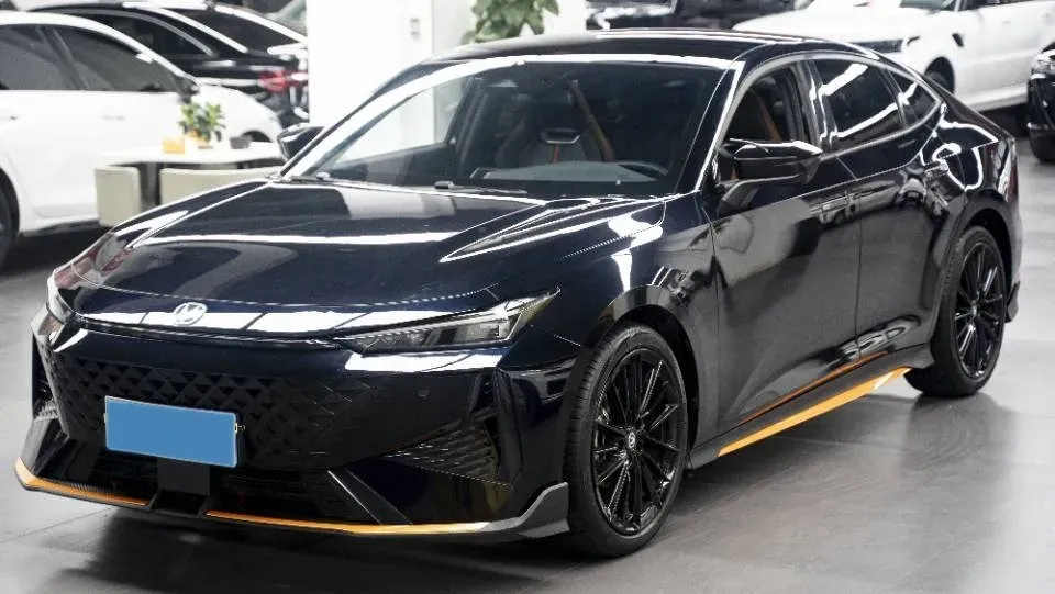 2024 ChangAn UNI-V 1.5T 188HP L4 7DCT,autocango,china used car exporter,china ev exporter,chinese used car exporter,chinese used ev exporter