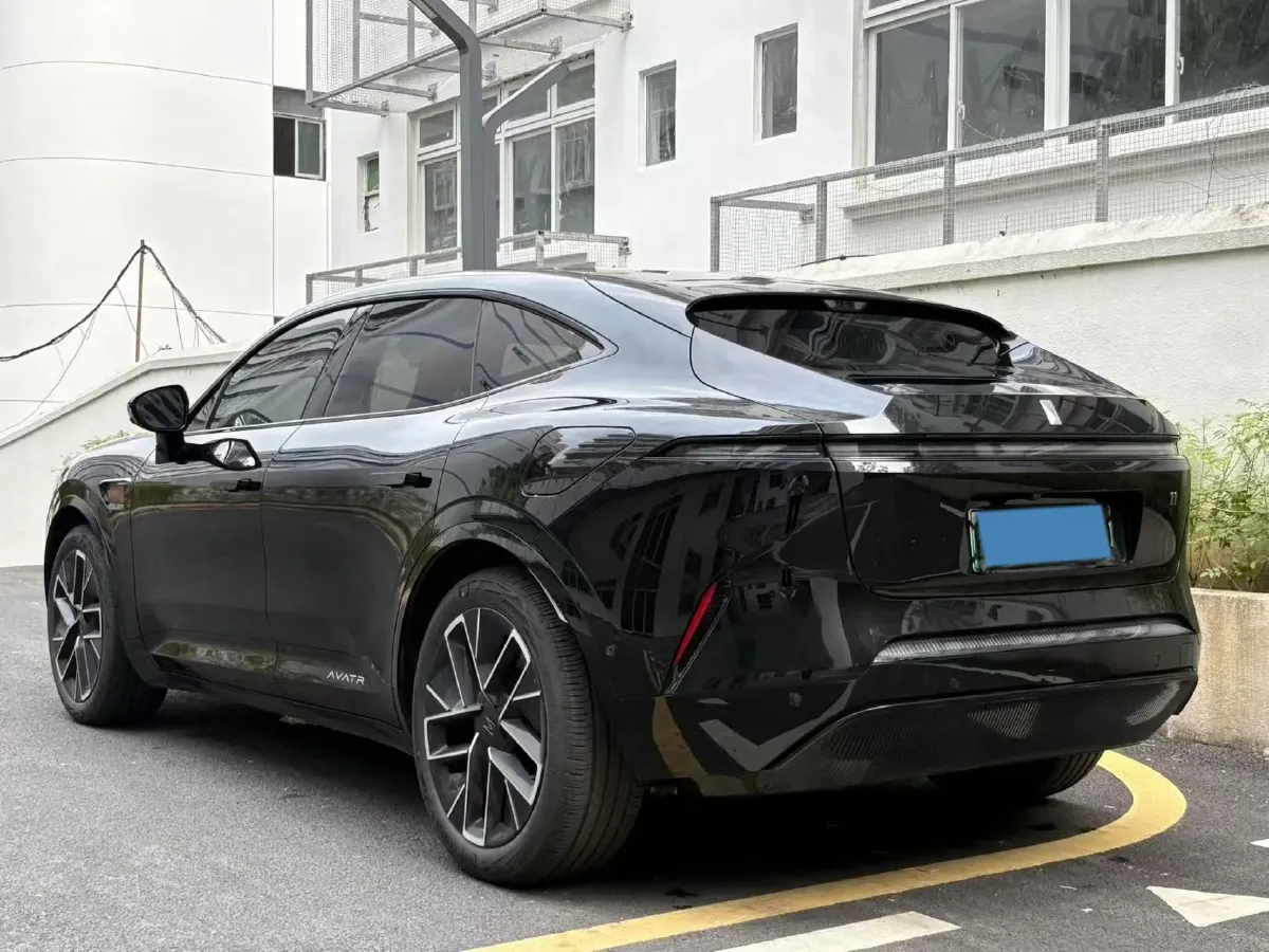 2025 Avatr 11 1.5T 156HP L4 REEV 39.05KWH,autocango,china used car exporter,china ev exporter,chinese used car exporter,chinese used ev exporter