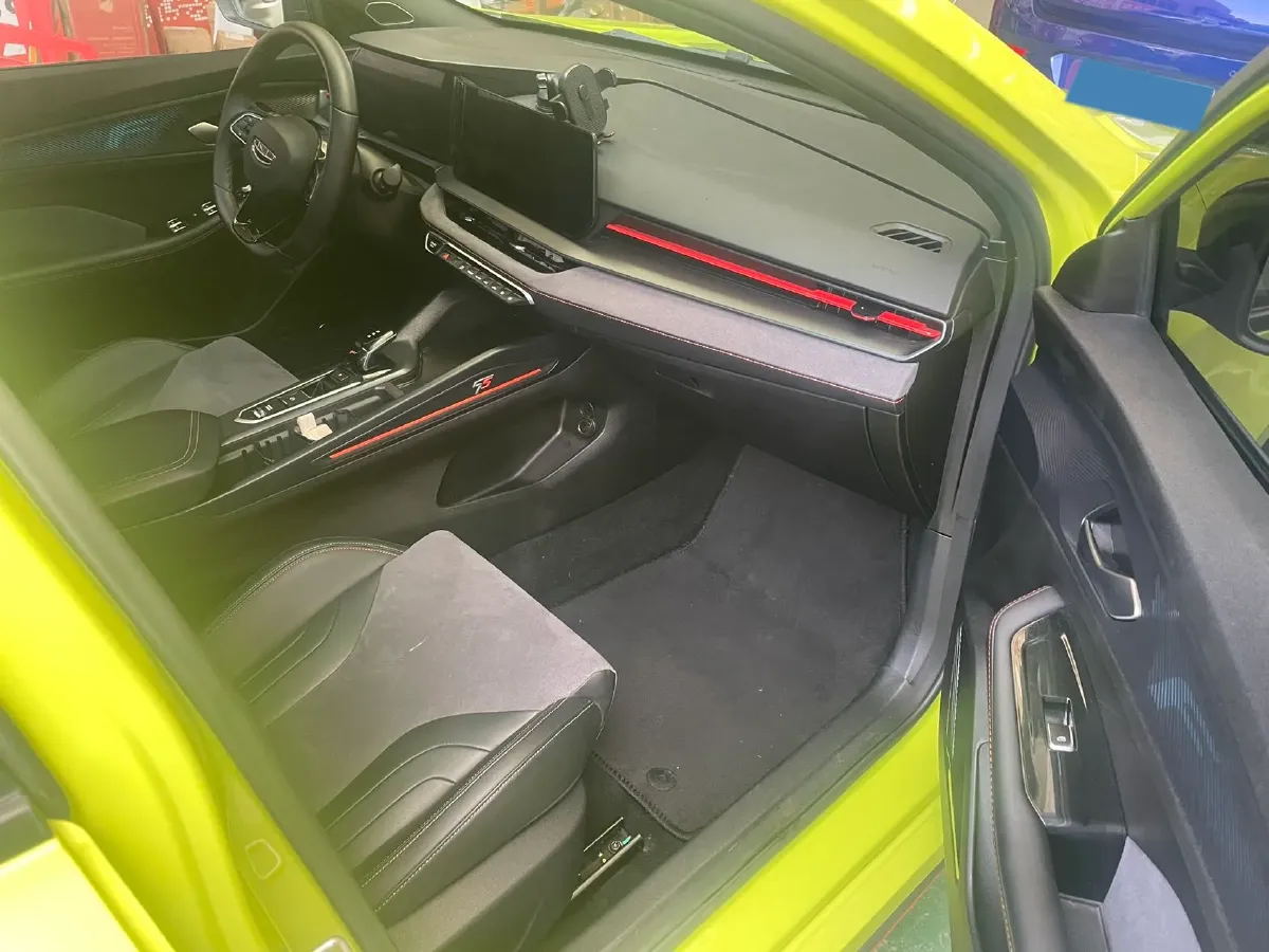 2022 Geely Binray 1.5T 181HP L4 7DCT,autocango,china used car exporter,china ev exporter,chinese used car exporter,chinese used ev exporter