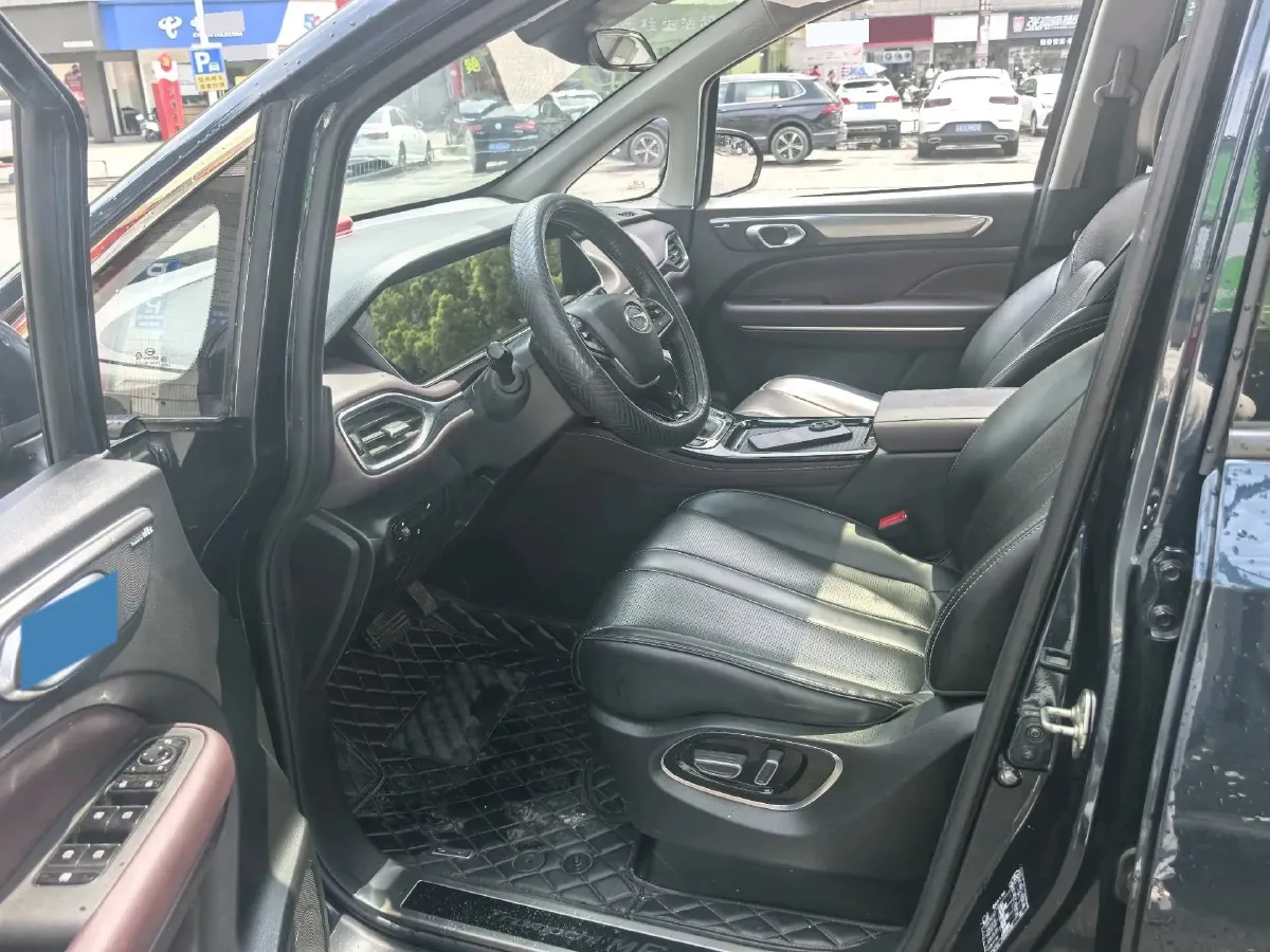 2023 GAC Trumpchi M6 1.5T 177HP L4 7DCT,autocango,china used car exporter,china ev exporter,chinese used car exporter,chinese used ev exporter