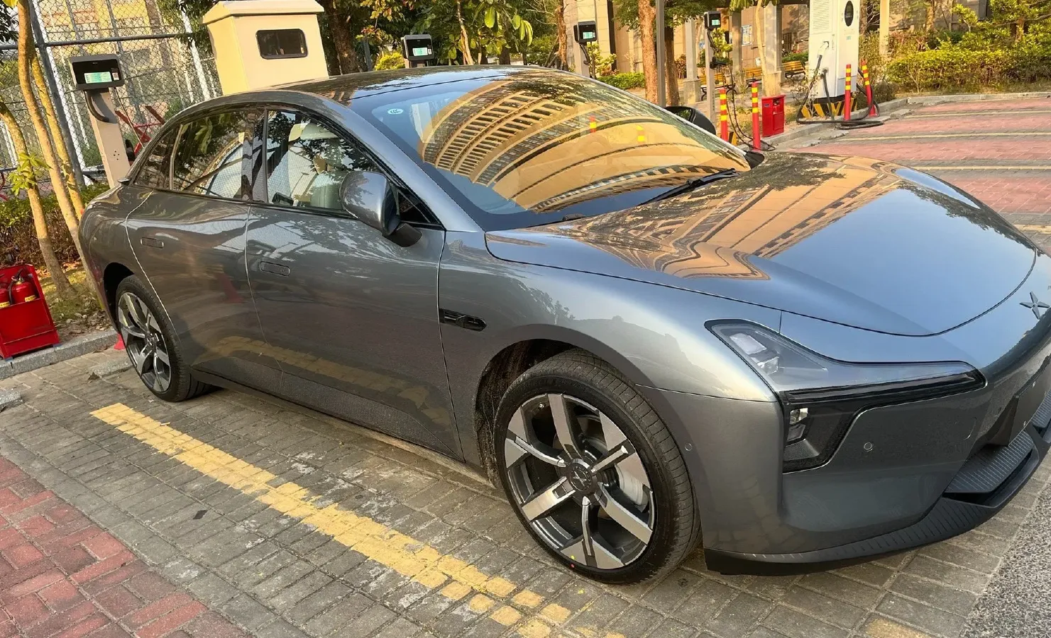 2024 Xpeng MONA M03 BEV 62.2KWH,autocango,china used car exporter,china ev exporter,chinese used car exporter,chinese used ev exporter