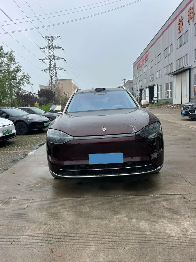 2025 AITO AITO M9 REEV 160HP REEV 52KWH,autocango,china used car exporter,china ev exporter,chinese used car exporter,chinese used ev exporter