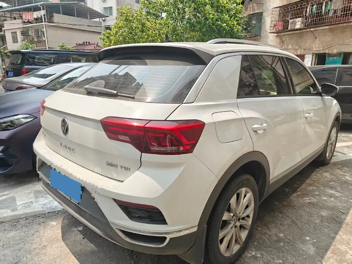 2021 Volkswagen T-Roc 1.4T 150HP L4 7DCT,autocango,china used car exporter,china ev exporter,chinese used car exporter,chinese used ev exporter